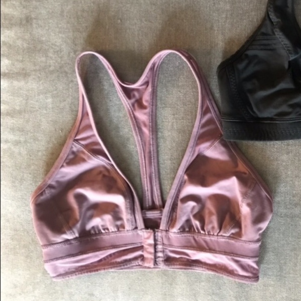 Lululemon “seek the heat” bra size 6 purple